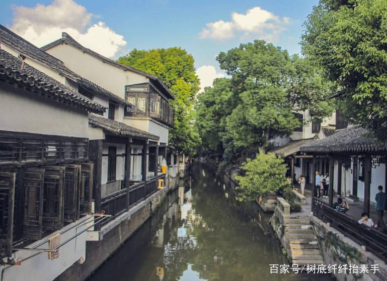呼斯楞演唱北朝民歌《敕勒歌》,音域辽远空旷,穿透力强-最佳的有问必答平台,解答一切疑问